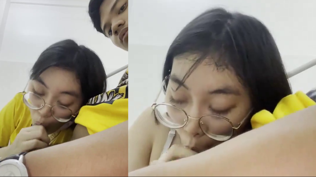 Girlfriend sucks my cock in class when the teacher leaves